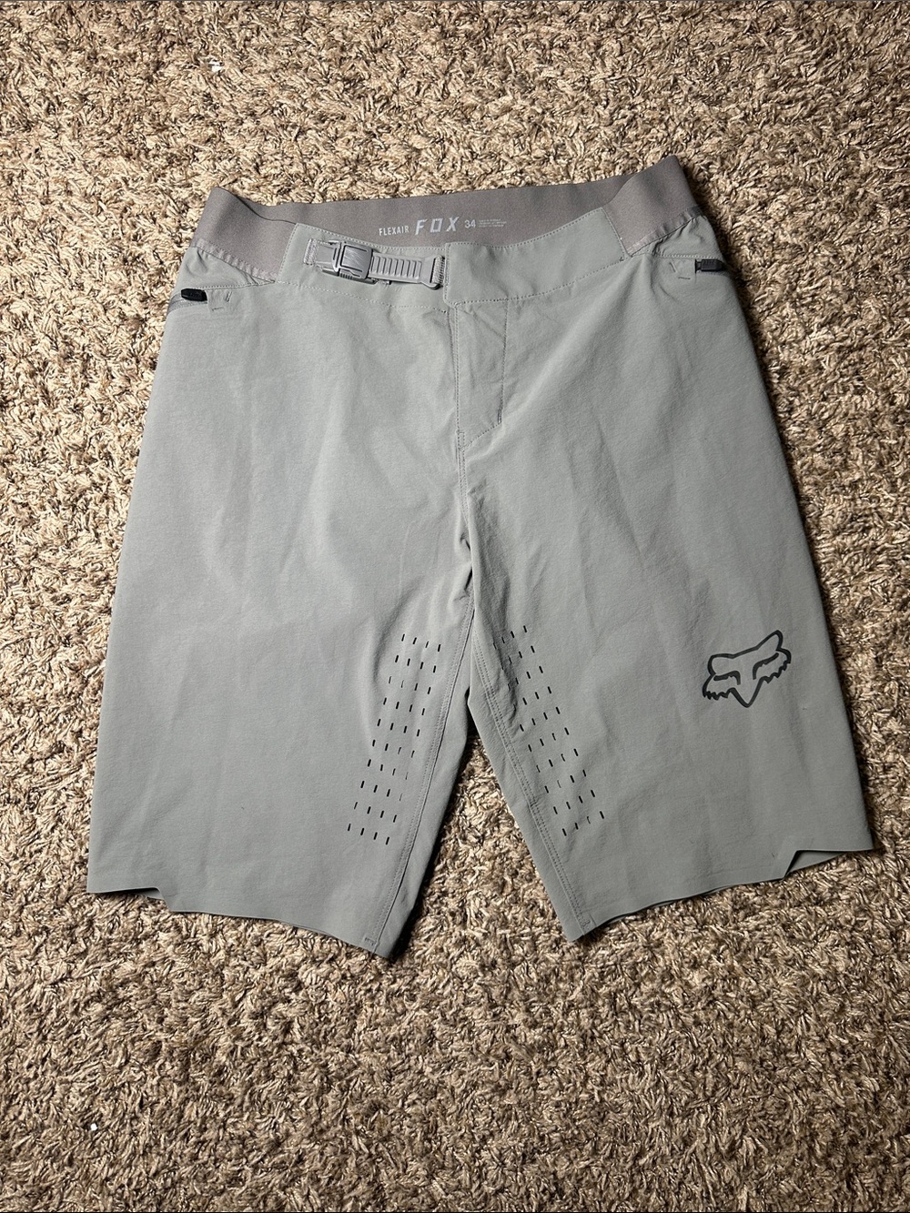 FOX Flexair MTB Trail Riding Shorts Gray Men’s Size 34 Lightweight Stretch